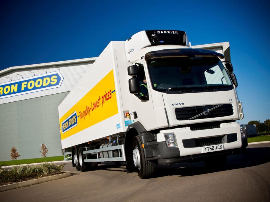  Volvo FE 6x2 2006 года  (UK) (фото 1 из 3)